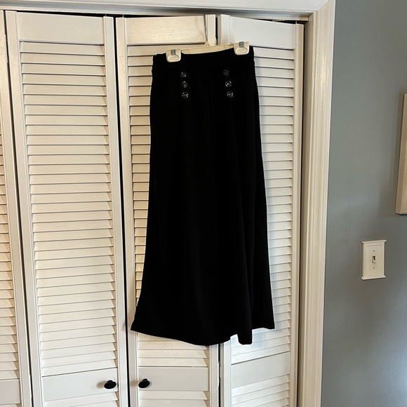 Jinma Pants - JM Jinma Capri Pants SZ LG NWT